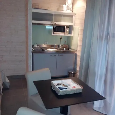 Timazen Lodges Agen Sud Aubiac Extérieur photo